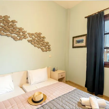 Plaka On The Water First Floor Apartment *