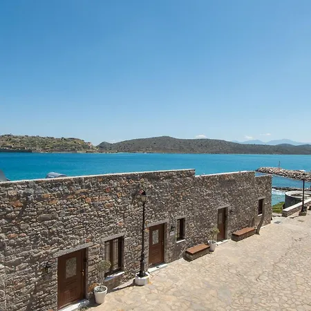 Apartment Plaka On The Water First Floor