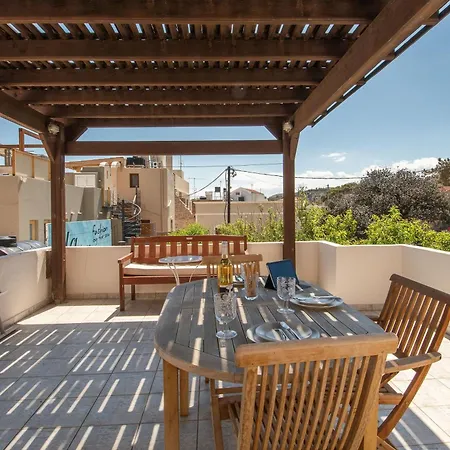 Apartment Plaka On The Water First Floor